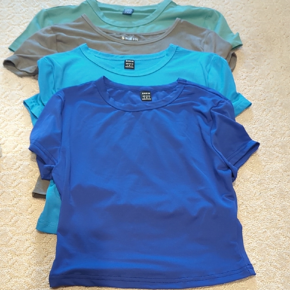 SHEIN Women's Crop Tops - Set Of Four NEW Small